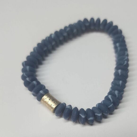 Elegant Blue Beaded Bracelet - Picture 1 of 3